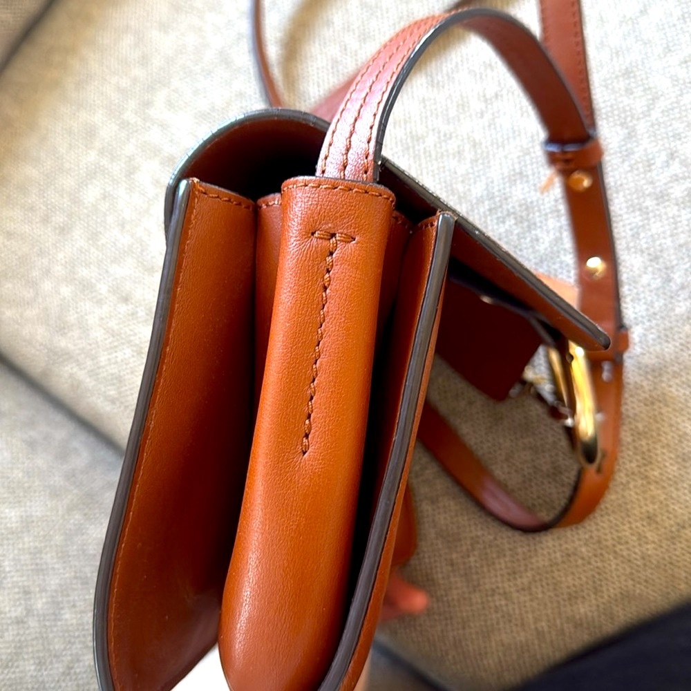 Authentic Chloe Faye Leather Shoulder Bag-Small - Picture 12 of 16